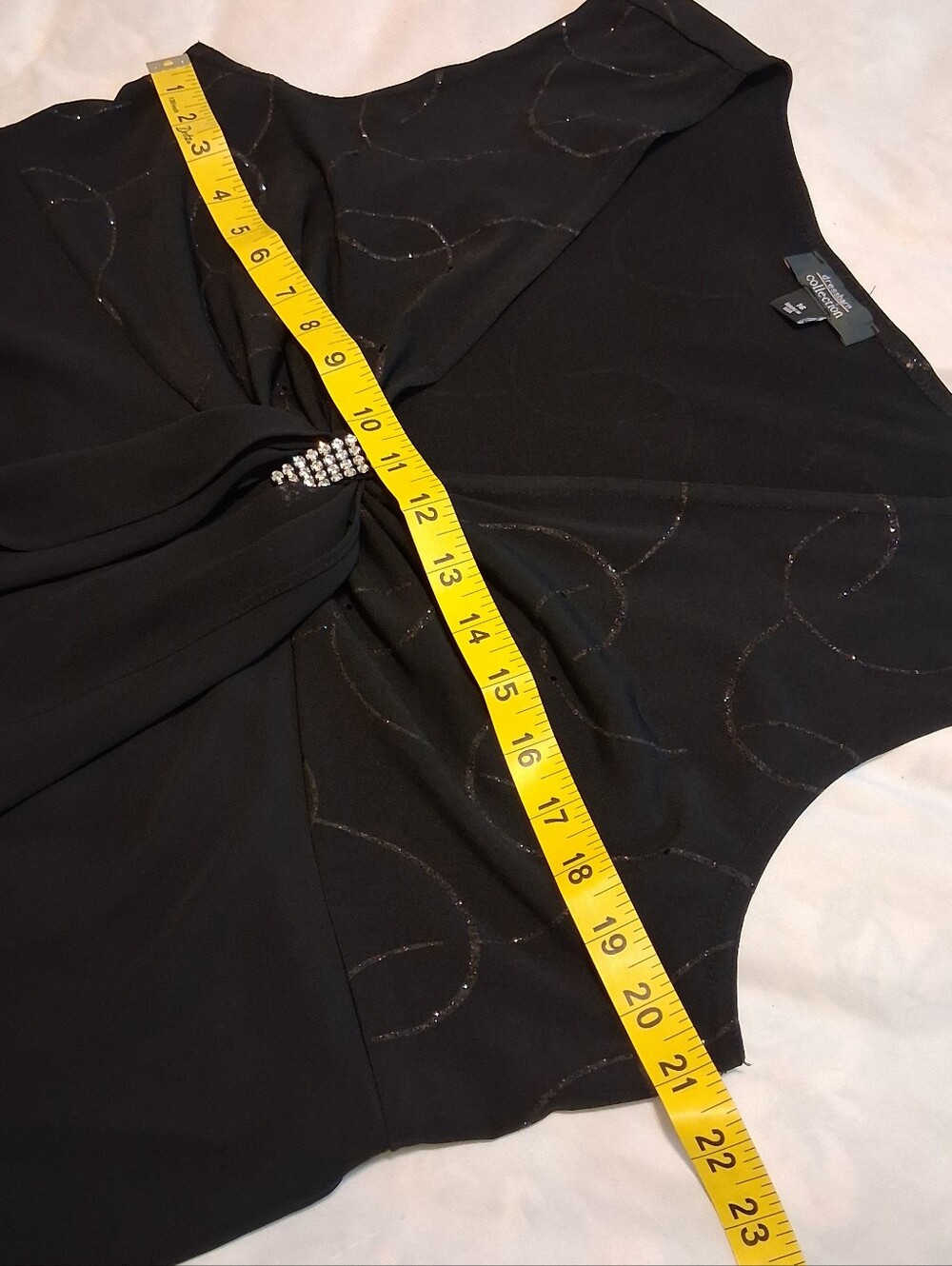 dressbarn Black Sleeveless V-Neck Top with Rhinestone Accent Sz16 Y2k Fairy - Picture 9 of 12